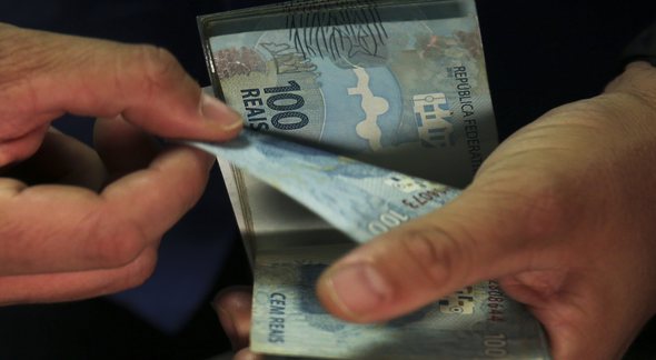 Salário mínimo ideal para 2022 deveria ser de R$ 5,9 mil diz Dieese - Agência Brasil