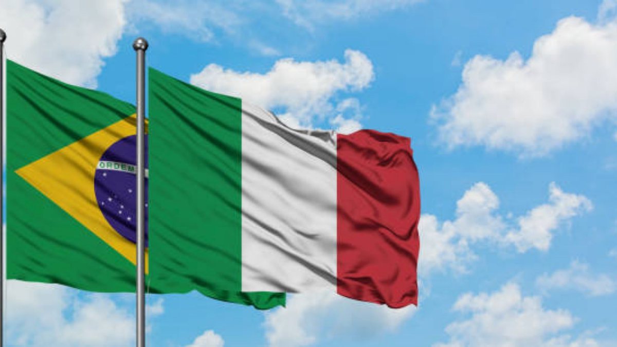 Bandeiras do Brasil e da Itália