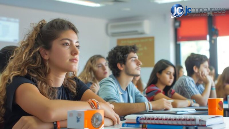 Jovens em sala de aula