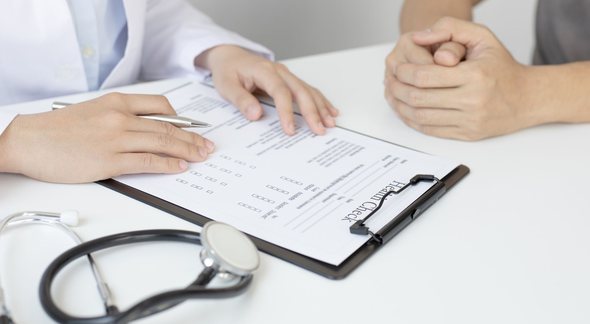 Planos de saúde mais caros: médico analisa formulário - Divulgação