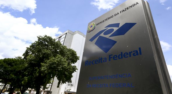 Imposto de Renda 2022: contribuintes já podem preparar documentos para declaração - Agência Brasil