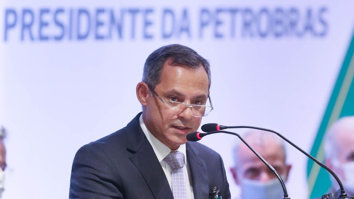 Presidente da Petrobras defende prática de preço de mercado
