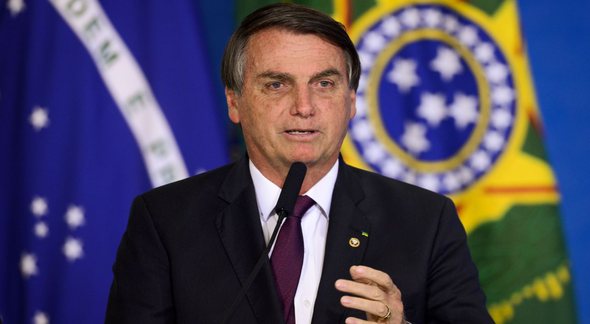 Bolsonaro promete aumento salarial para servidores federais - Agência Brasil