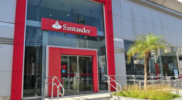 Unidade do banco Santander - Carlos Della Rocca