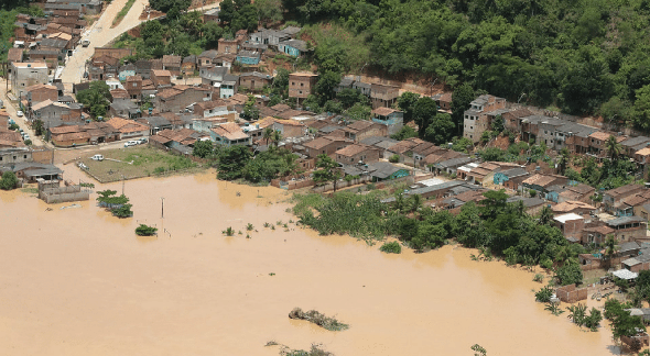 Saque calamidade: casas na Bahia atingidas por enchente - Divulgação