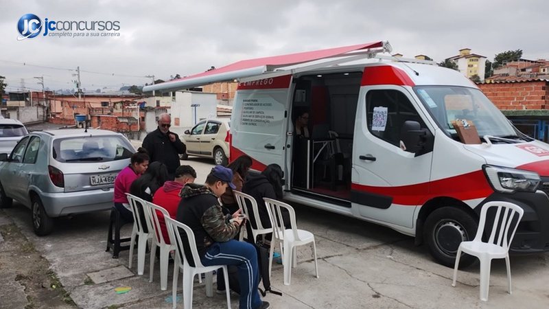 Van do Grupo GR para processos de recrutamento e seleção - Divulgação