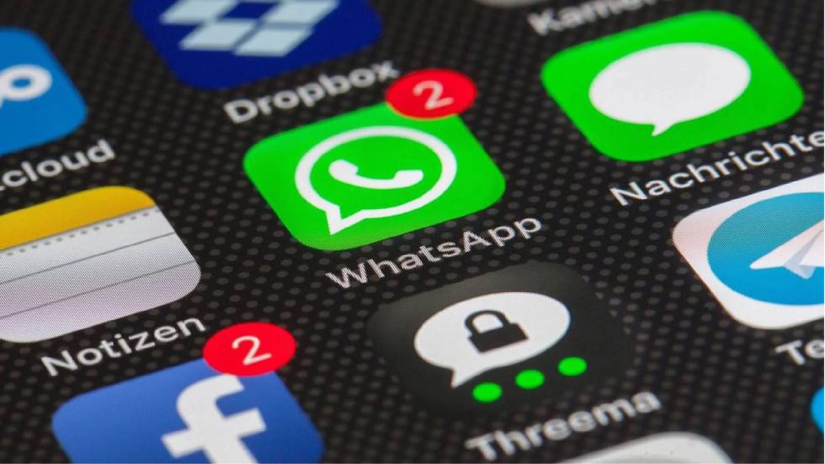 Bolsonaro teria tentado antecipar atualização de mega grupos do Whatsapp no país