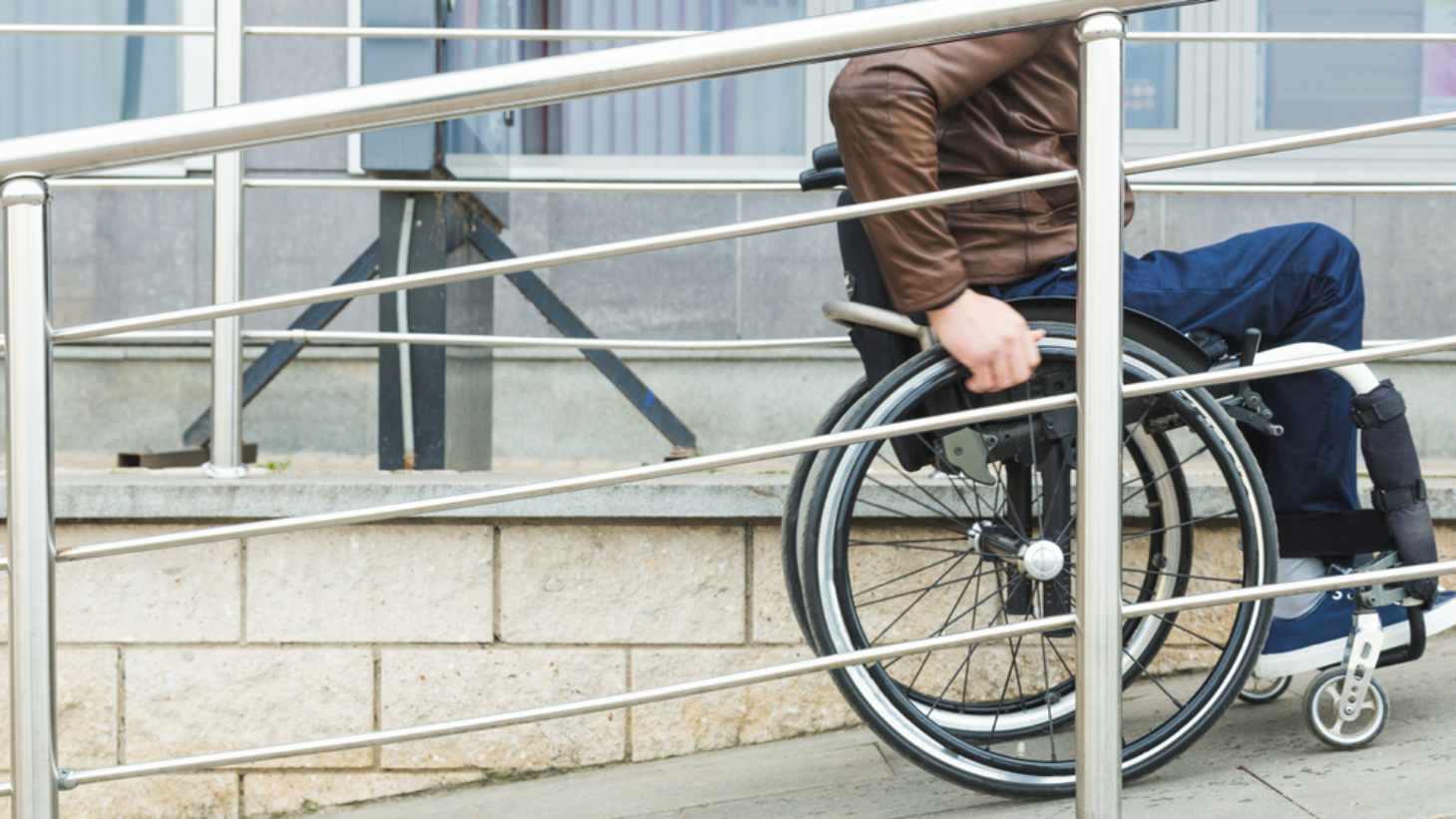 Rampa de acesso para locomoção do deficiente físico